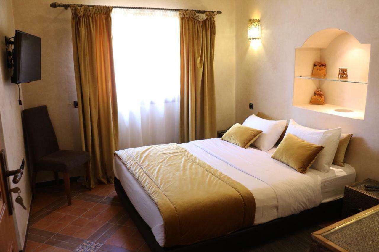 Dar Amghar Hotel Tafraout Buitenkant foto