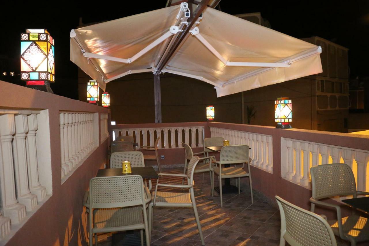 Dar Amghar Hotel Tafraout Buitenkant foto