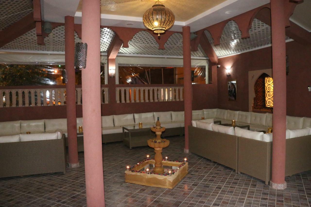 Dar Amghar Hotel Tafraout Buitenkant foto