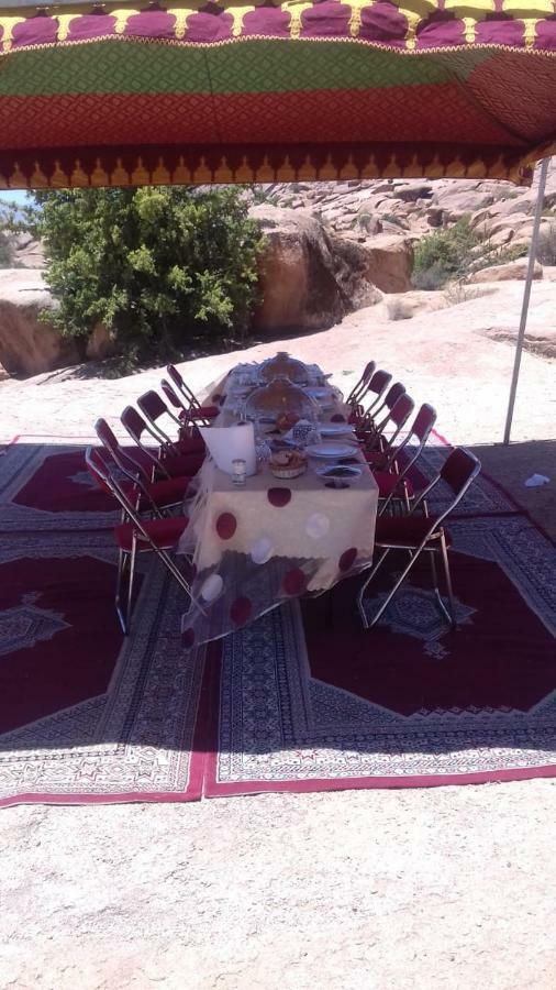 Dar Amghar Hotel Tafraout Buitenkant foto