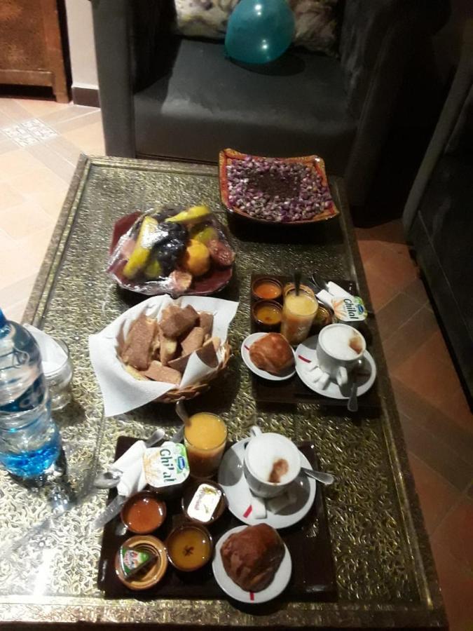 Dar Amghar Hotel Tafraout Buitenkant foto